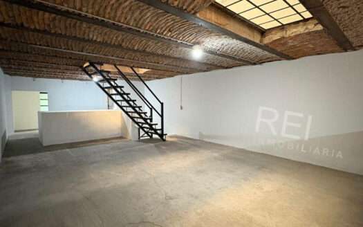BODEGA REMODELADA EN RENTA COL. SAN ANTONIO GUADALAJARA