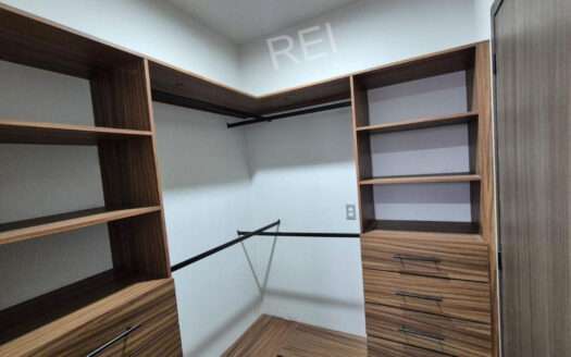 CASA EN VENTA ZIMALTA RESIDENCIAL TLAQUEPAQUE