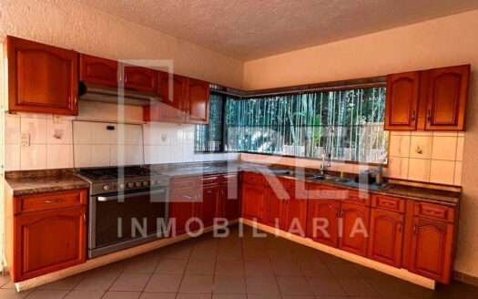 CASA EN RENTA BUGAMBILIAS ZAPOPAN
