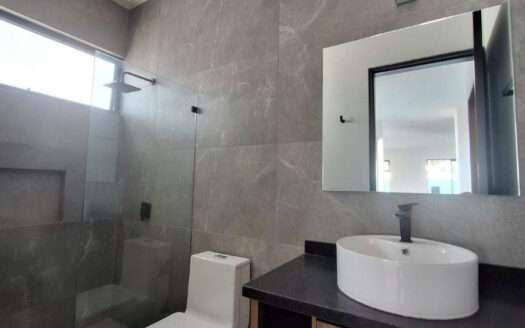 CASA EN VENTA NUEVA GALICIA RESIDENCIAL TLAJOMULCO