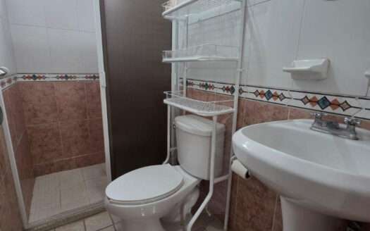 CASA EN RENTA JARDINES DE MIRAFLORES TLAQUEPAQUE