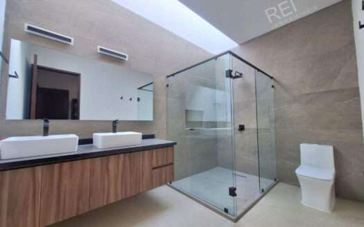 CASA EN VENTA NUEVA GALICIA RESIDENCIAL TLAJOMULCO