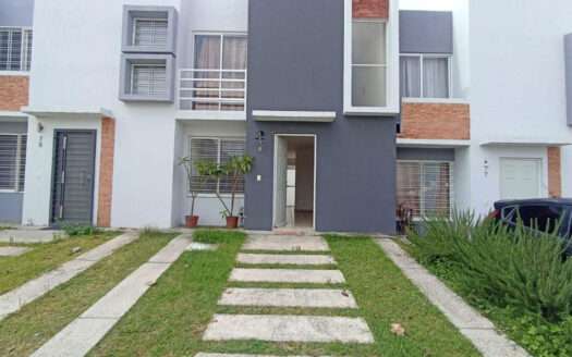 CASA EN VENTA PARQUES DE TESISTAN ZAPOPAN
