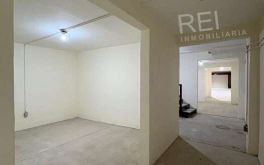 BODEGA REMODELADA EN RENTA COL. SAN ANTONIO GUADALAJARA