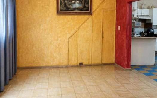 CASA EN VENTA CIRCUNVALACION OBLATOS GUADALAJARA