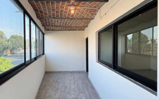BODEGA REMODELADA EN RENTA COL. SAN ANTONIO GUADALAJARA