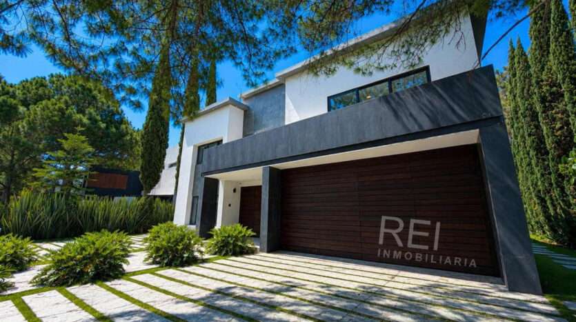 CASA EN VENTA EL CIELO COUNTRY CLUB TLAJOMULCO