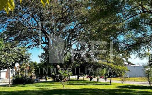 TERRENO EN VENTA EL MANANTIAL TLAJOMULCO