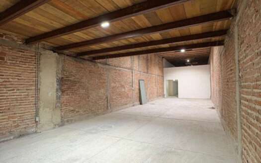 BODEGA REMODELADA EN RENTA COL. SAN ANTONIO GUADALAJARA