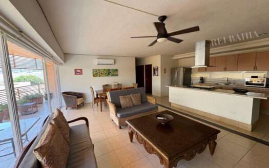 DEPARTAMENTO EN VENTA PLAZA LAS GLORIAS ZONA HOTELERA PUERTO VALLARTA