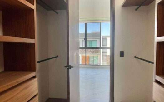 CASA EN VENTA CASA FUERTE TLAJOMULCO