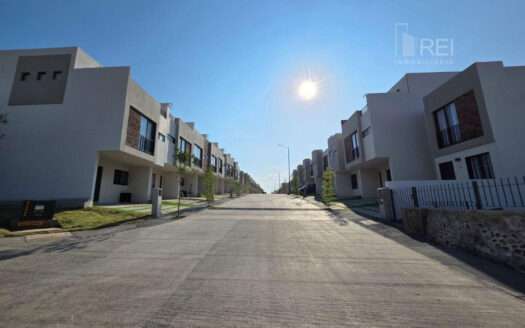 CASA EN RENTA ALTO SUR TLAQUEPAQUE