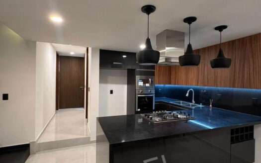 CASA EN VENTA SENDEROS DE MONTE VERDE TLAJOMULCO