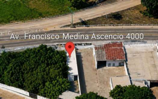 LOCAL EN RENTA SOBRE FRANCISCO MEDINA ASCENCIO PUERTO VALLARTA
