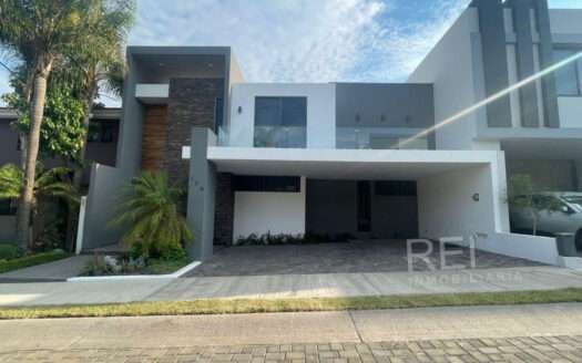 CASA EN RENTA SAN JOSE DEL TAJO TLAJOMULCO