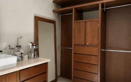CASA EN VENTA EL MANANTIAL TLAJOMULCO