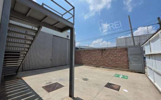 BODEGA EN RENTA EL CAMPANARIO ZAPOPAN