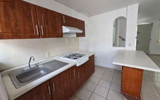 CASA EN RENTA JARDINES DE MIRAFLORES TLAQUEPAQUE