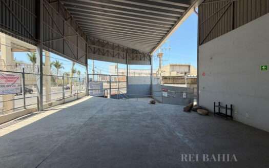LOCAL COMERCIAL SOBRE AV. FRANCISCO MEDINA ASENCIO EN LAS JUNTAS PUERTO VALLARTA