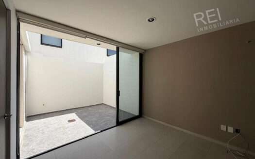 CASA EN VENTA PARQUES DE TESISTAN ZAPOPAN