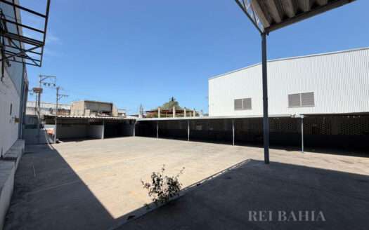 LOCAL COMERCIAL SOBRE AV. FRANCISCO MEDINA ASENCIO EN LAS JUNTAS PUERTO VALLARTA