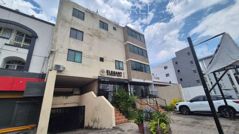 DEPARTAMENTO EN RENTA LOMAS DEL COUNTRY GUADALAJARA