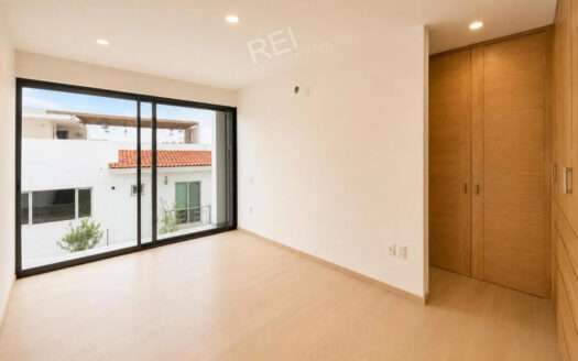 CASA EN VENTA LA RIOJA TLAJOMULCO
