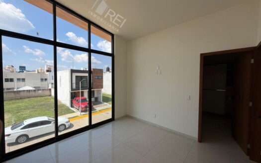CASA EN VENTA TESISTAN ZAPOPAN