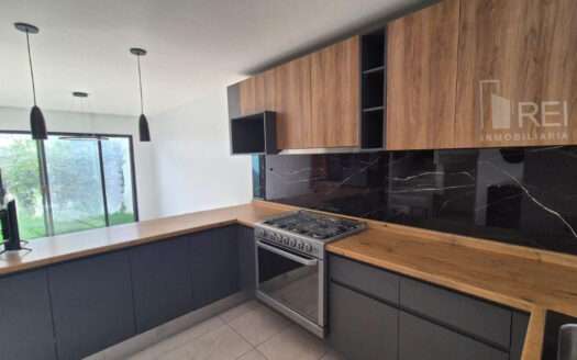 CASA EN RENTA ALVA RESIDENCIAL ZAPOPAN