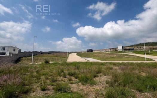 TERRENO EN VETA SENDEROS DE MONTE VERDE TLAJOMULCO