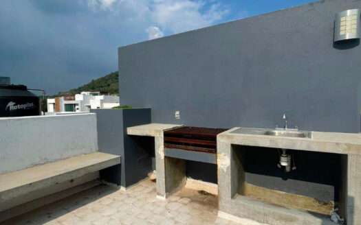 CASA EN RENTA SENDEROS DE MONTE VERDE TLAJOMULCO