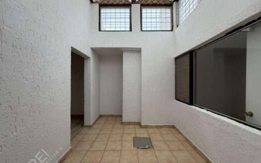 CASA EN RENTA LA ESTANCIA ZAPOPAN