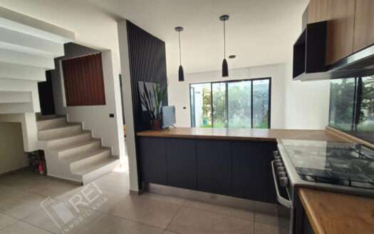 CASA EN RENTA ALVA RESIDENCIAL ZAPOPAN