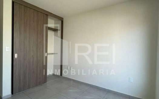CASA EN RENTA VISTA SUR TLAJOMULCO