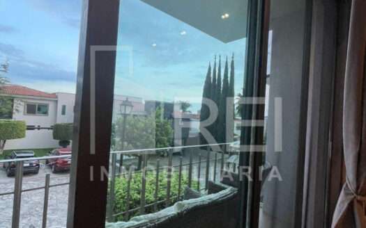 CASA EN VENTA BUGAMBILIAS ZAPOPAN