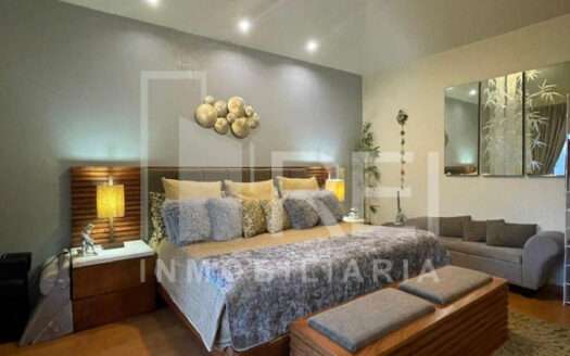 CASA EN VENTA BUGAMBILIAS ZAPOPAN