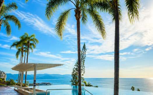 DEPARTAMENTO EN VENTA TORRE AVALON, CONCHAS CHINAS EN PUERTO VALLARTA