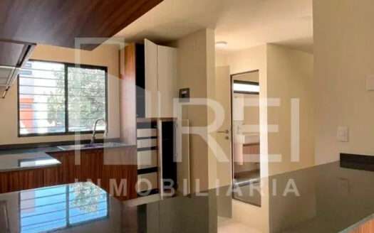 CASA EN RENTA VISTA SUR TLAJOMULCO