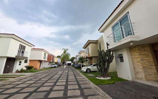 CASA EN VENTA LA TIJERA TLAJOMULCO