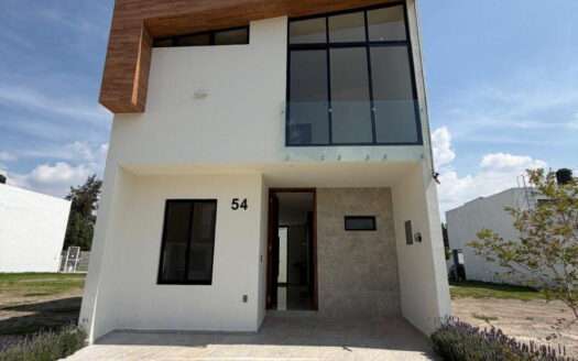CASA EN VENTA TESISTAN ZAPOPAN