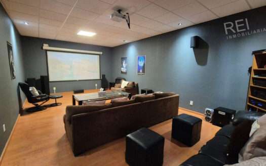 CASA EN VENTA BUGAMBILIAS PRIMERA SECCION ZAPOPAN