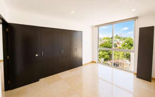 DEPARTAMENTO EN VENTA AV. DE LAS ROSAS EN CHAPALITA ZAPOPAN