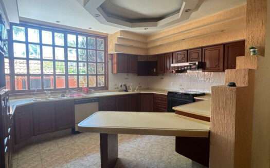 CASA EN RENTA BUGAMBILIAS ZAPOPAN