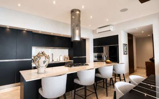 DEPARTAMENTO EN VENTA TORRE AVALON, CONCHAS CHINAS EN PUERTO VALLARTA