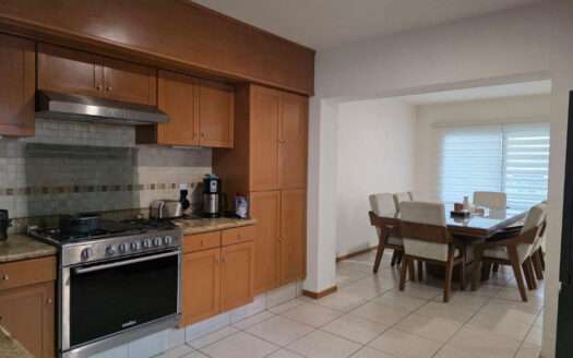 CASA EN VENTA LA TIJERA TLAJOMULCO
