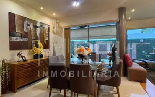 CASA EN VENTA BUGAMBILIAS ZAPOPAN