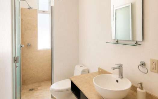 DEPARTAMENTO EN VENTA AV. DE LAS ROSAS EN CHAPALITA ZAPOPAN