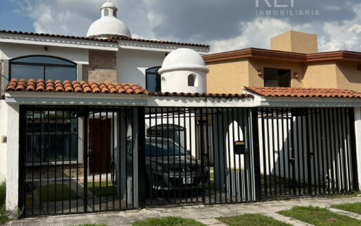 CASA EN VENTA EL PALOMAR TLAJOMULCO