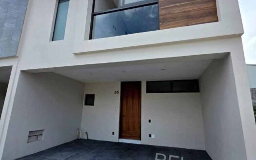 CASA EN VENTA LA PALMIRA ZAPOPAN
