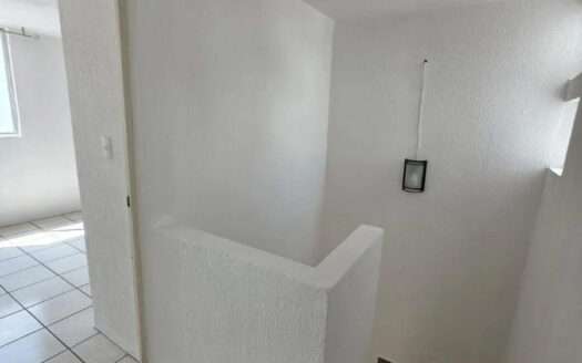 CASA EN RENTA ALTUS BOSQUES TLAJOMULCO